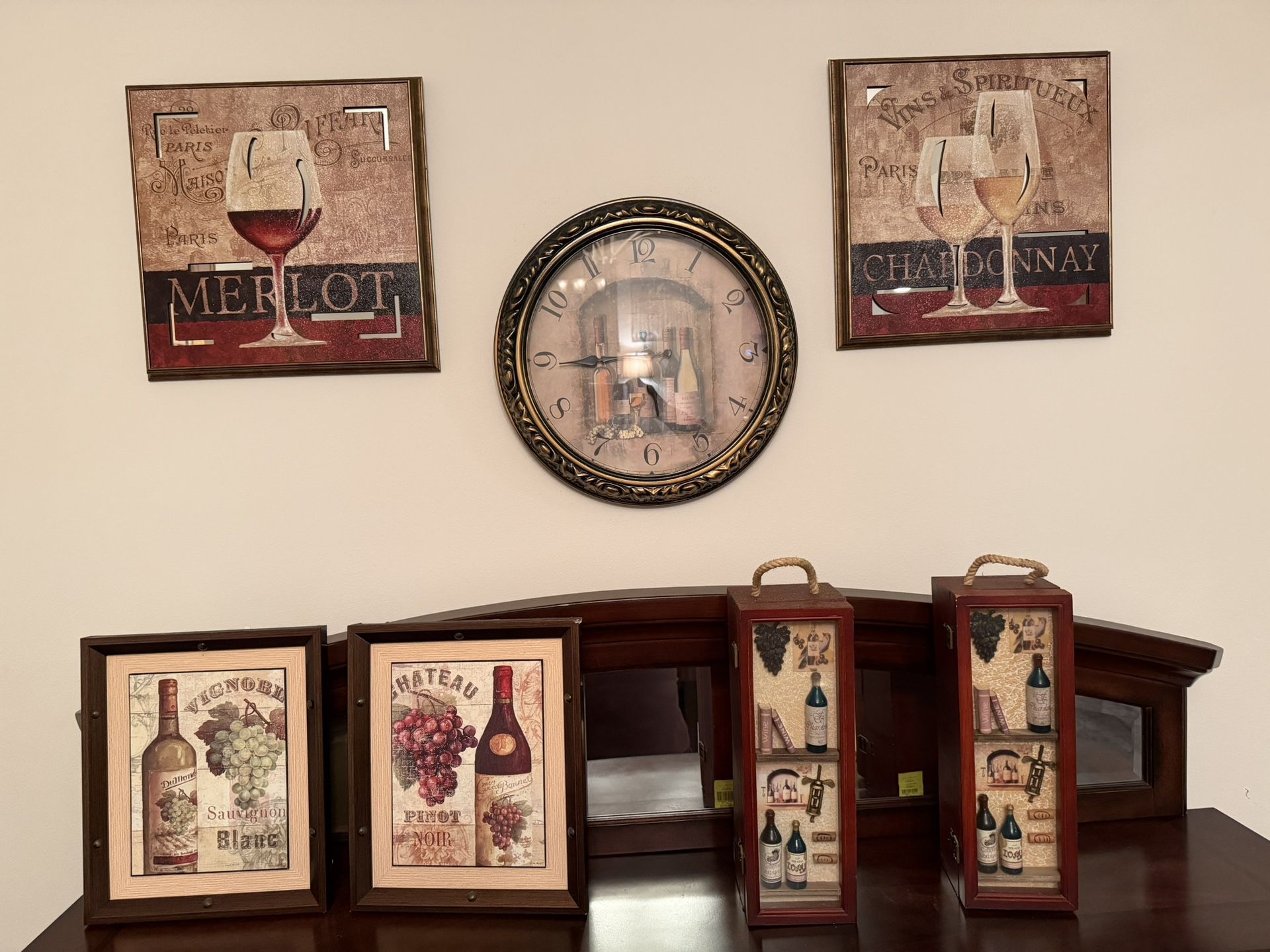 Wine Decor