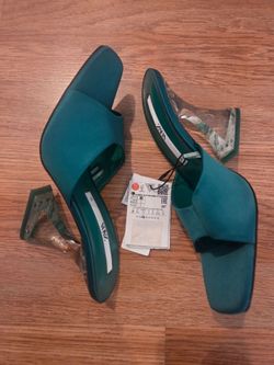 ZARA heels sz 6,5