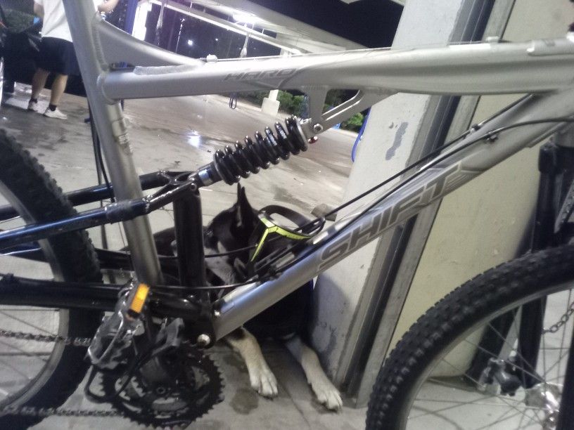 29 IN HARO SHIFT FULL SUSPENSION MOUNTAIN BIKE 