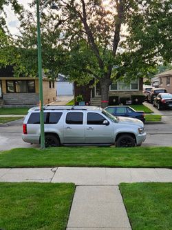 2010 Chevrolet Suburban