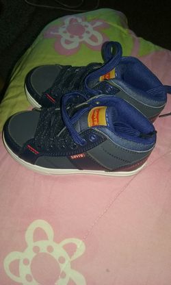 Levis shoes