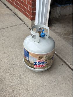 Full propane tank
