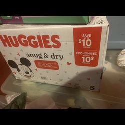 Or Bundle Parents Choice Size 5 162 Count N Huggies Size 5 116 Count