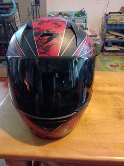 Scorpion scull design.