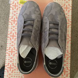 Women’s Shoes