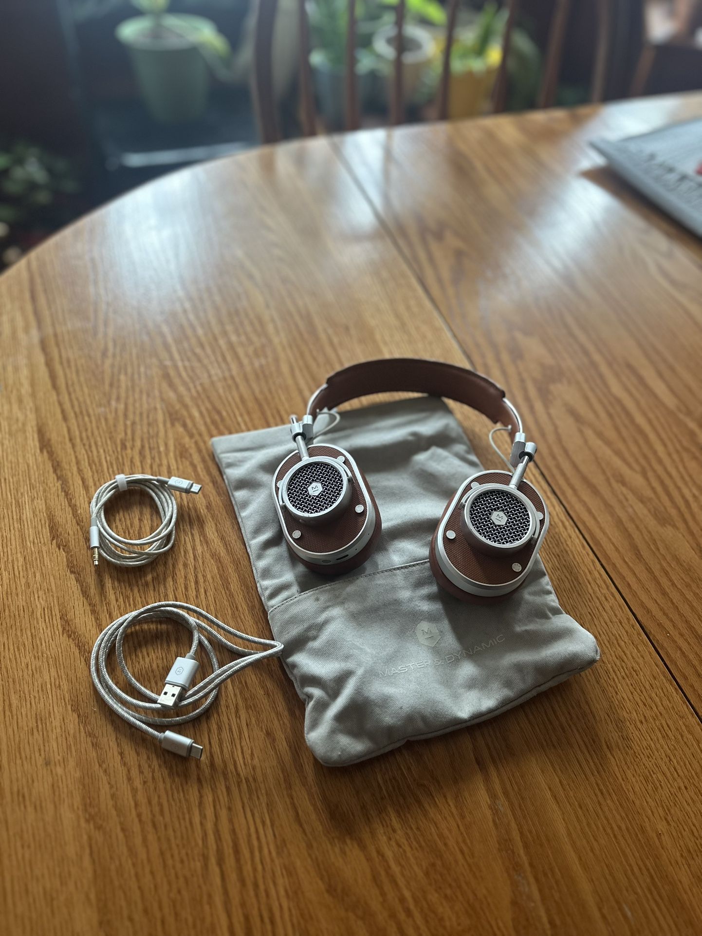 Master & Dynamic MH40 Wireless Headphones