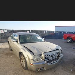 2006 Chrysler 300 5.7 HEMI Parts parts