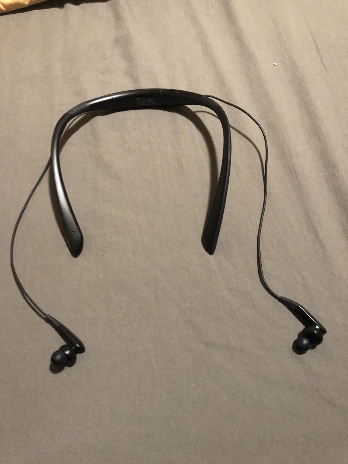 Samsung level u pro wireless headphones