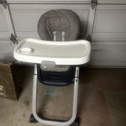 Graco Adjustable Baby High Chair with Tray – Great Condition