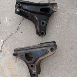 B Series Rear T Bracket