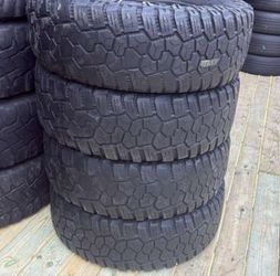 275 70 18 Cooper Discover Set of 4 Used Super Clean Set
