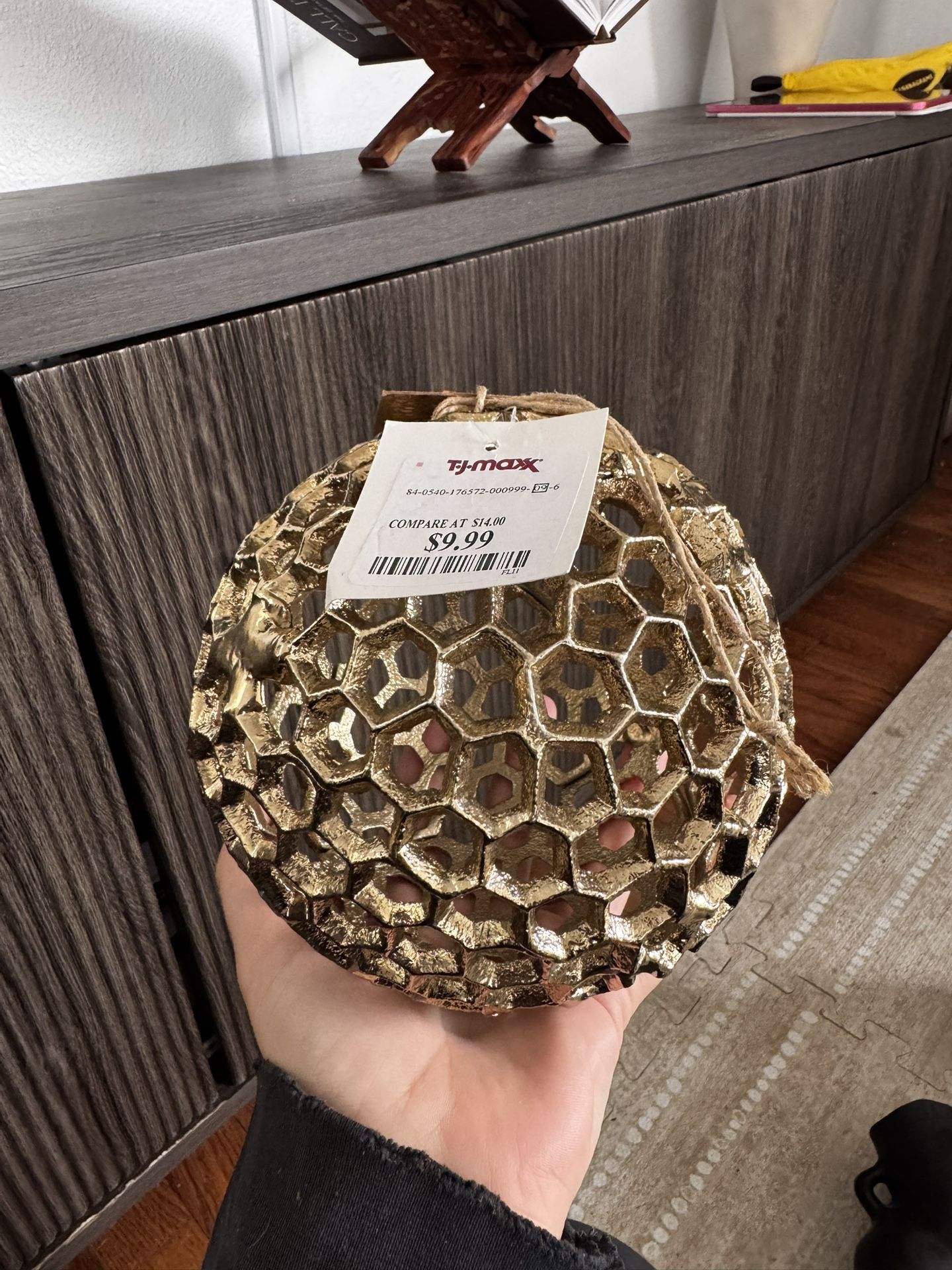 Gold Decor Ball (BRAND NEW)