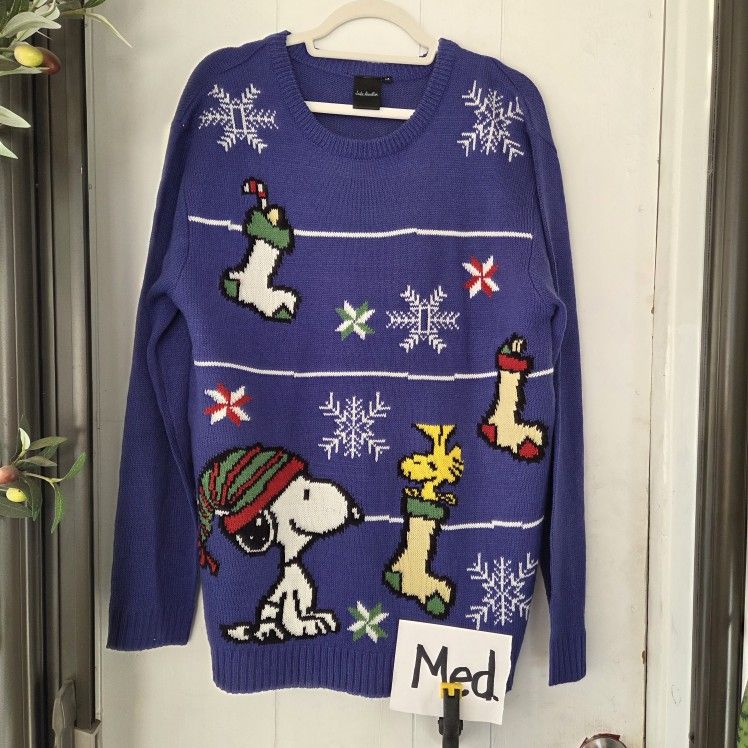 Adult MEDIUM  Snoopy Christmas Ugly Sweater