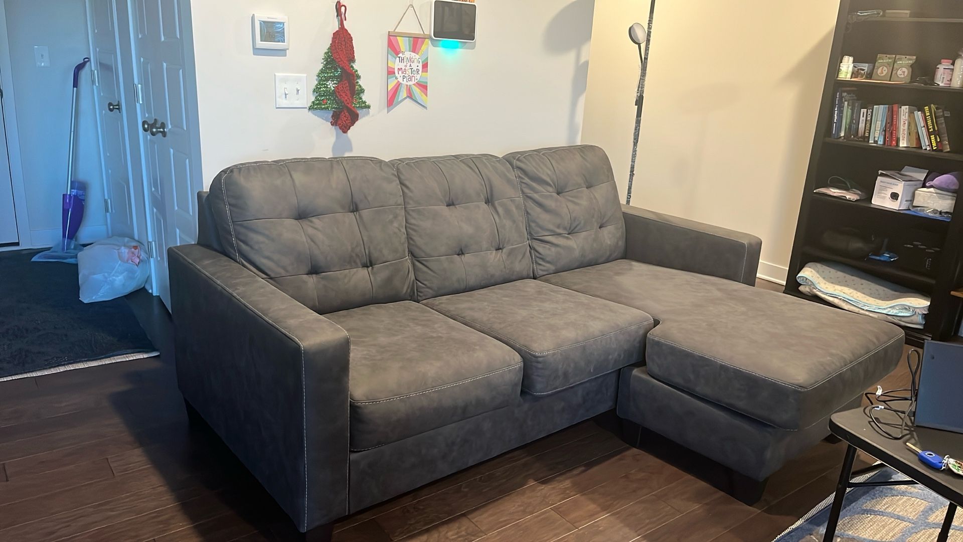 Grey Sectional Sofa – Excellent Condition – $380