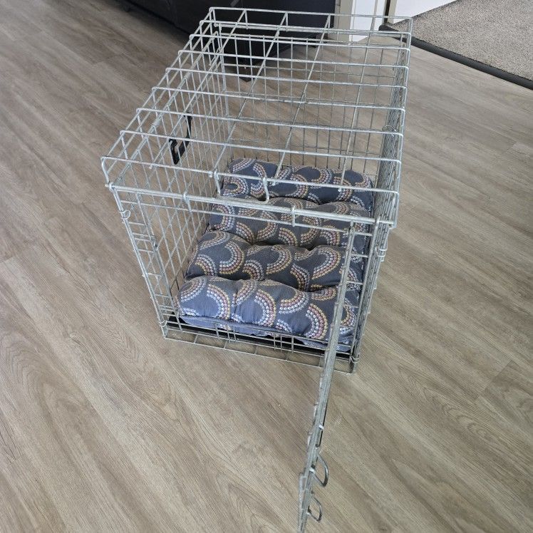 Dog Crate For A Small- Medium Size Pup