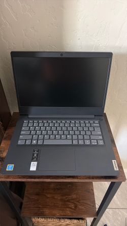Lenovo laptop w/charger