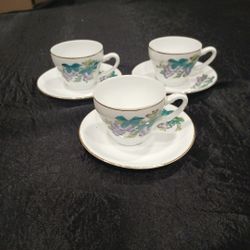 3 Teacups & Saucers 
