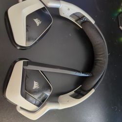 Corsair VOID RBG ELITE Wireless White
