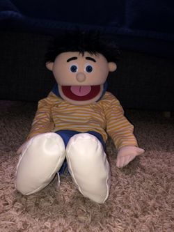 SILLY PUPPET BOBBY!!!