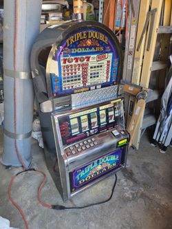 IGT Dollar Slot Machine.