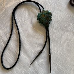 Leaf Bolo Tie with Chip Inlay Turquoise