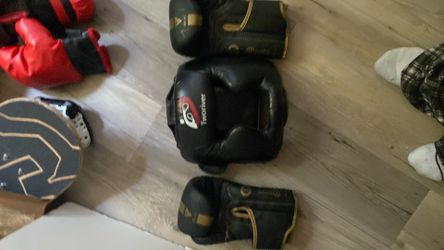 Boxing gear