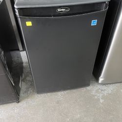 Danby Mini Fridge 