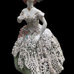 Vintage Dresden Lace Porcelain Lady 