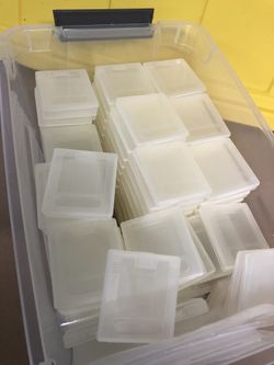 Dust Cover Case For Nintendo Game Boy games. Unbranded Gameboy Cartridge Cases 3 For $1.00