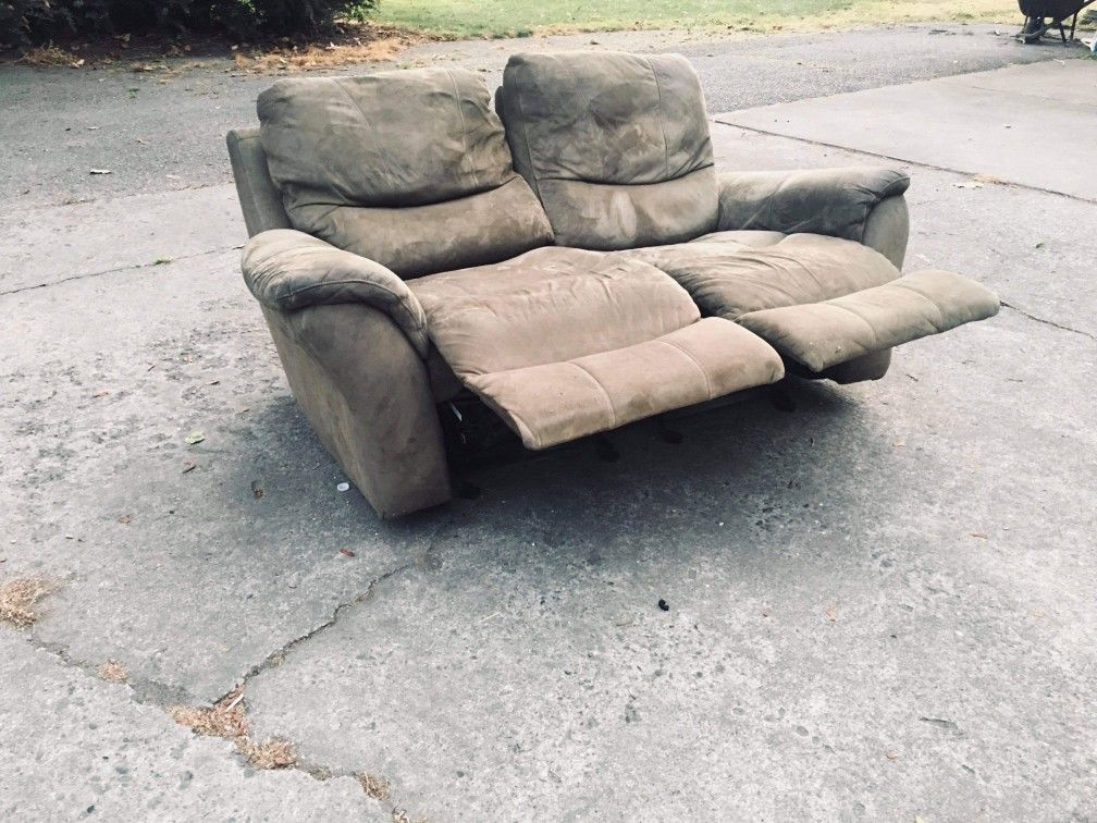 All free free rocking recliner loveseat comes apart in 4 pieces just