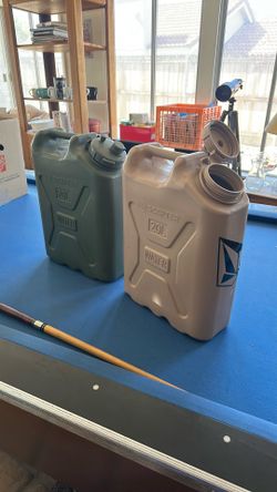 Scepter Marine grade Jugs 5 gallon