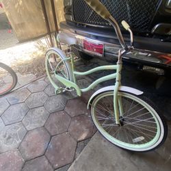 24 Inch Bicycle for women works well, is in good condition, the front tire is flat, the back one is good, I ask for $35 firm price.