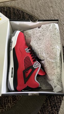 Jordan 4 Toro Bravo (Size 6.5y)