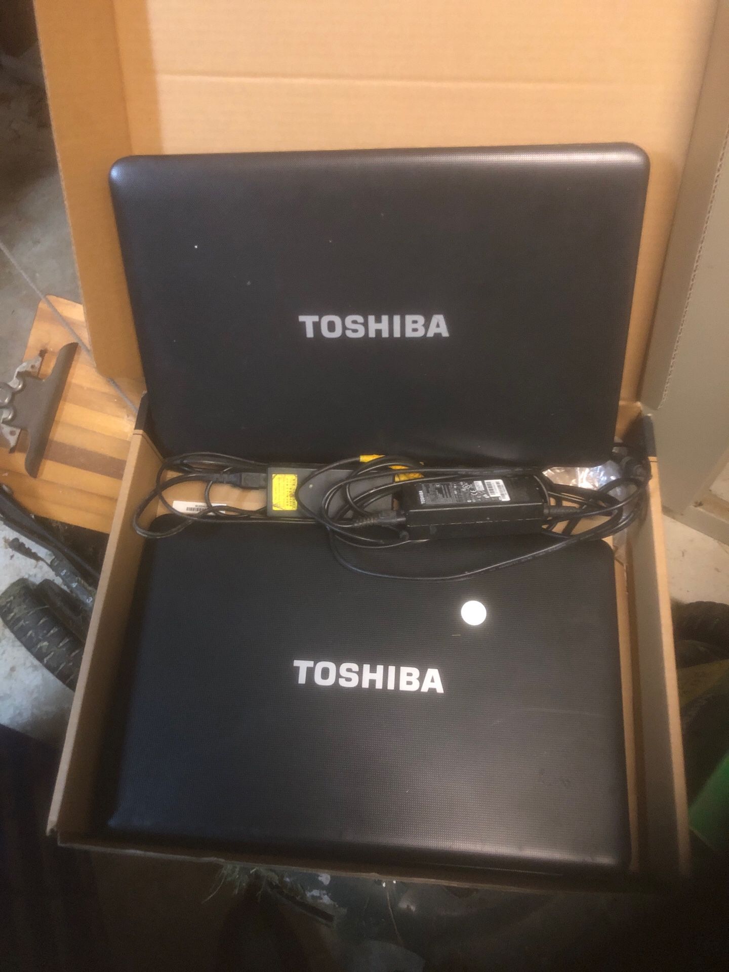 Toshiba Laptop Computers