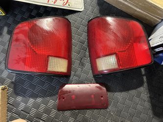 Chevy S10 Stock Taillights & 3rd Break Light