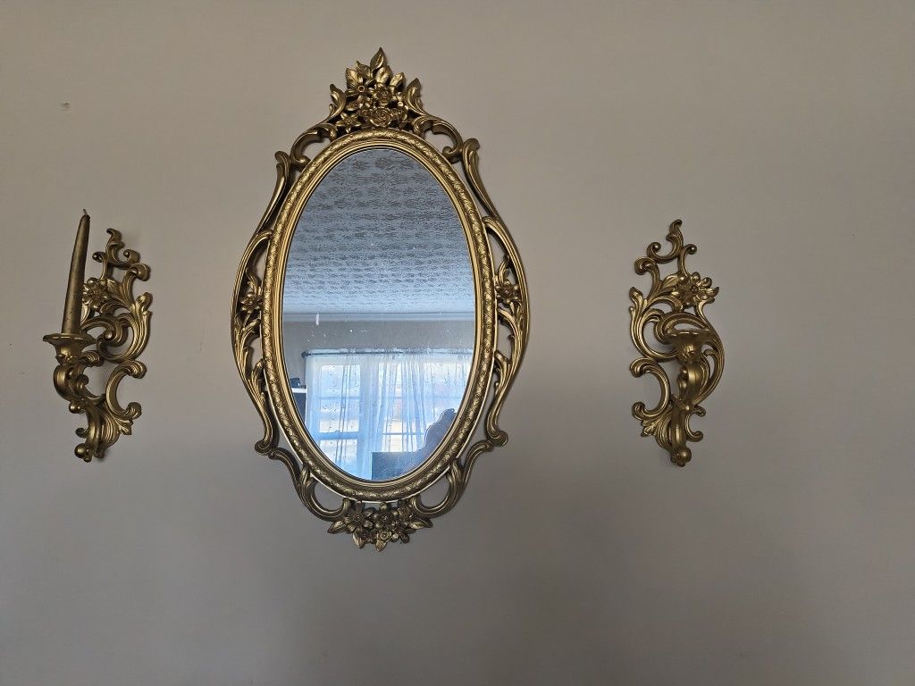 Mirror With CandleS