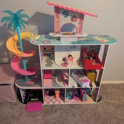 LOL OMG Doll house 