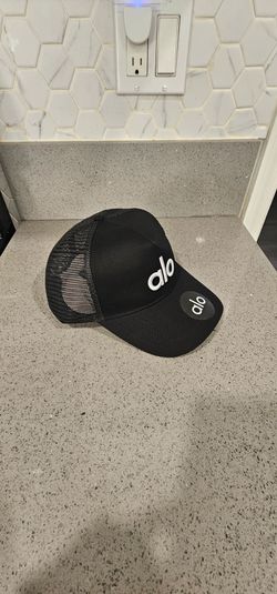 Alo Yoga Black Trucker Hat