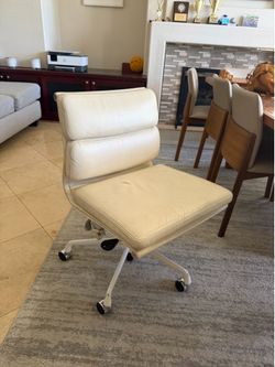 Herman Miller Eames Chair