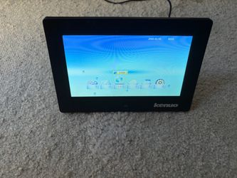 Kenuo Digital Photo Frame 7" - Electronic Picture Frame with Power Adapter