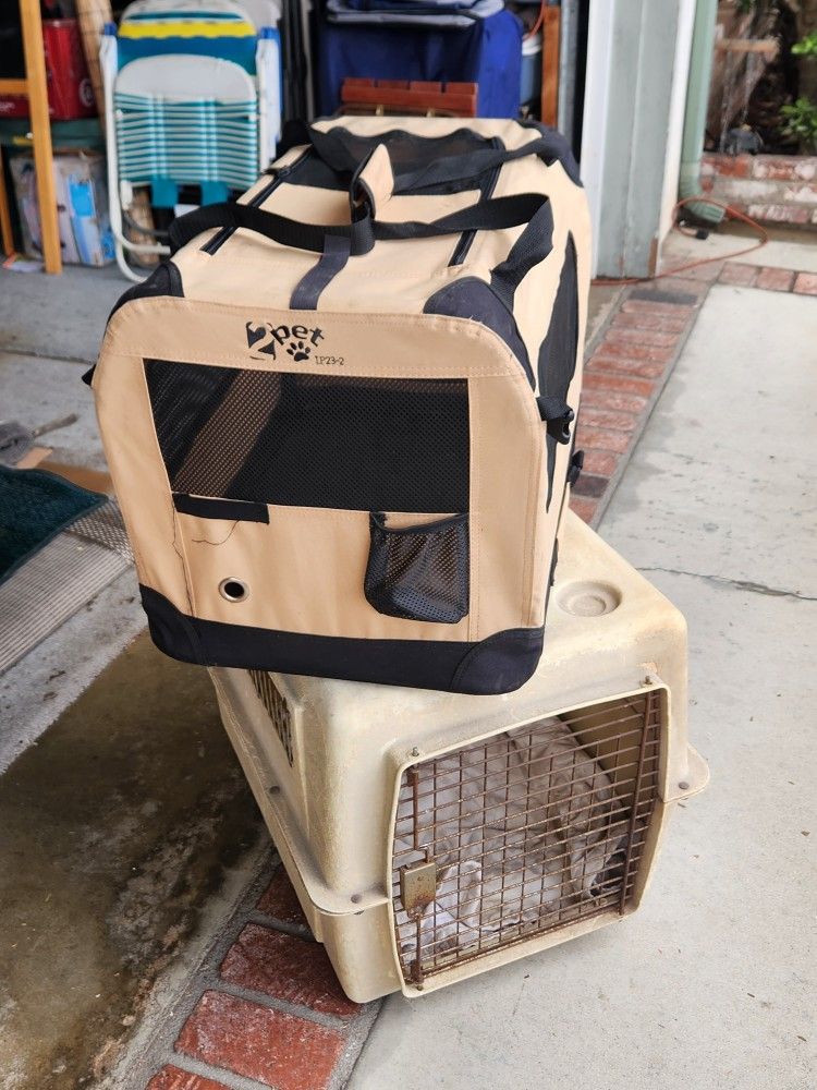 Dog Kennel / Carrier (Hard & Collapsible)