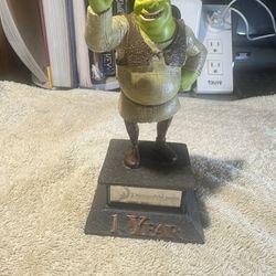 Shrek Statue  DreamWorks Animation