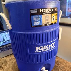 Igloo 5 GAL Seat Top Water Jug with Cup Dispenser Blue Brand New