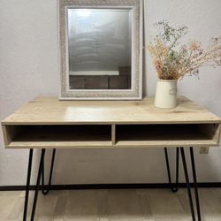 Brand New Desk And Free Mirror