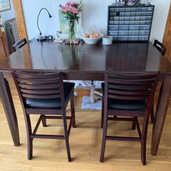 Bar-Height Dining Room Table With Leaf And 4 Chairs 