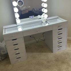 Makeup Vanity
