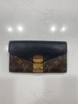 LV Wallet Original Like New