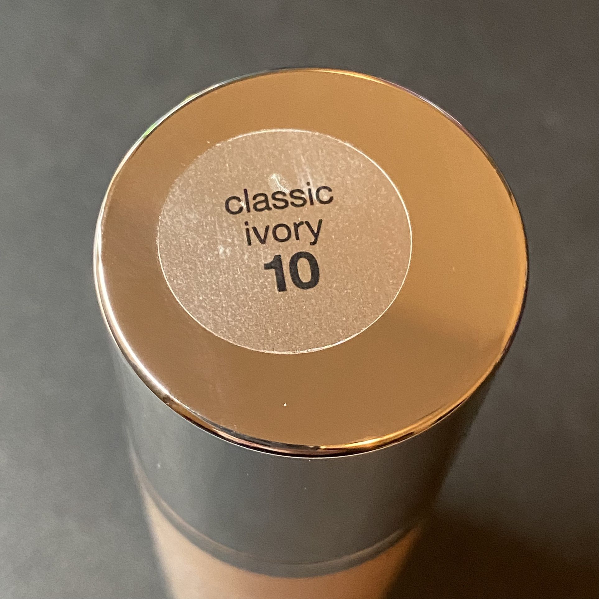 Neutrogena Hydro Boost Hydrating Tint #10 Classic Ivory