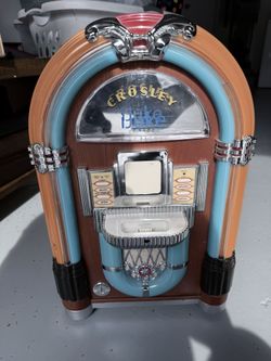 Crosley iJUKE Jukebox Apple iPod CR1701A With Remote