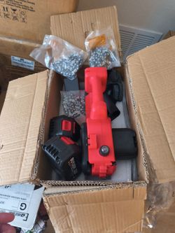 Cordless Chainsaw with Battery and Accessories